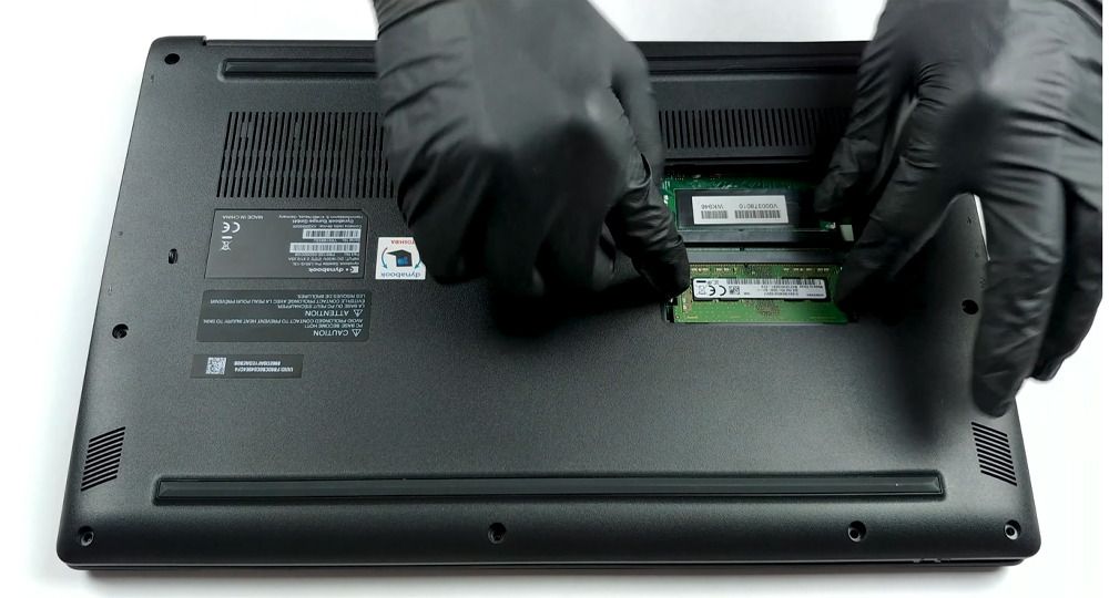 Địa Chỉ Chuy&ecirc;n Sửa Laptop Toshiba Tại HCM