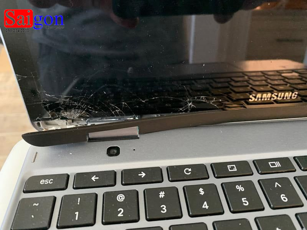 Địa Chỉ Sửa Bản Lề Samsung Tại HCM