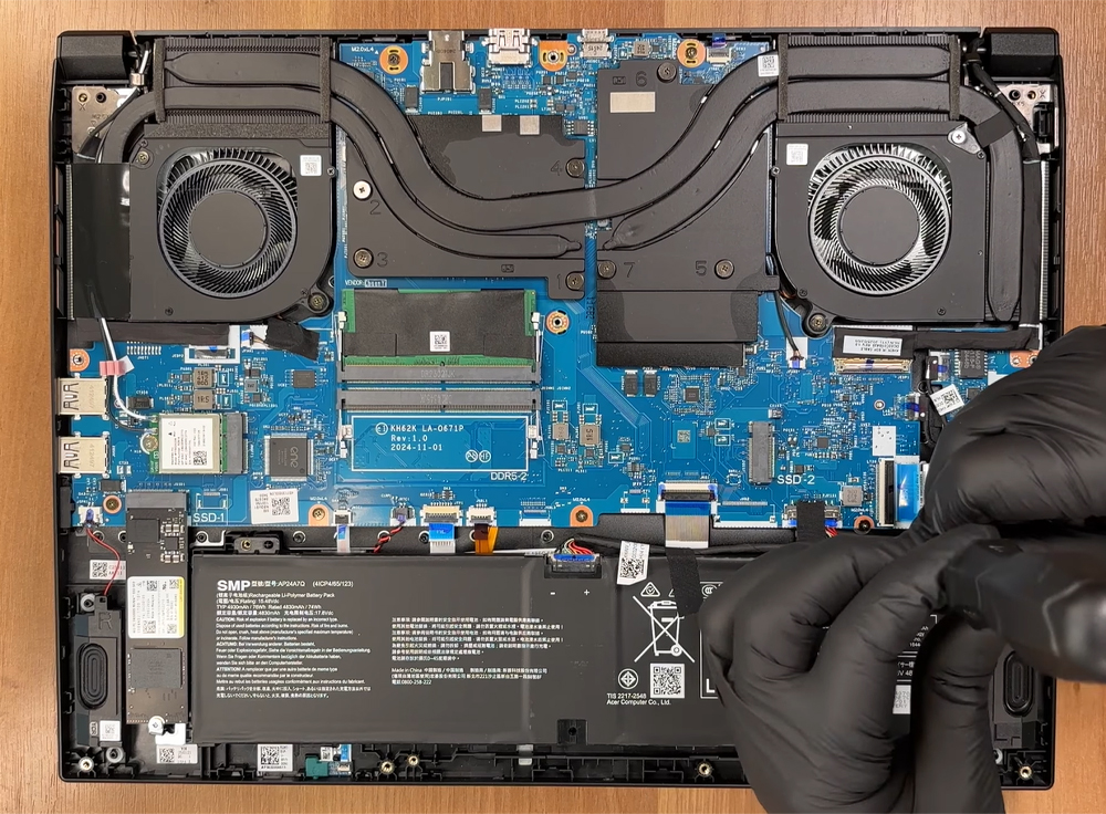 Hướng dẫn thay pin laptop Acer Nitro V 16 AI ANV16-61