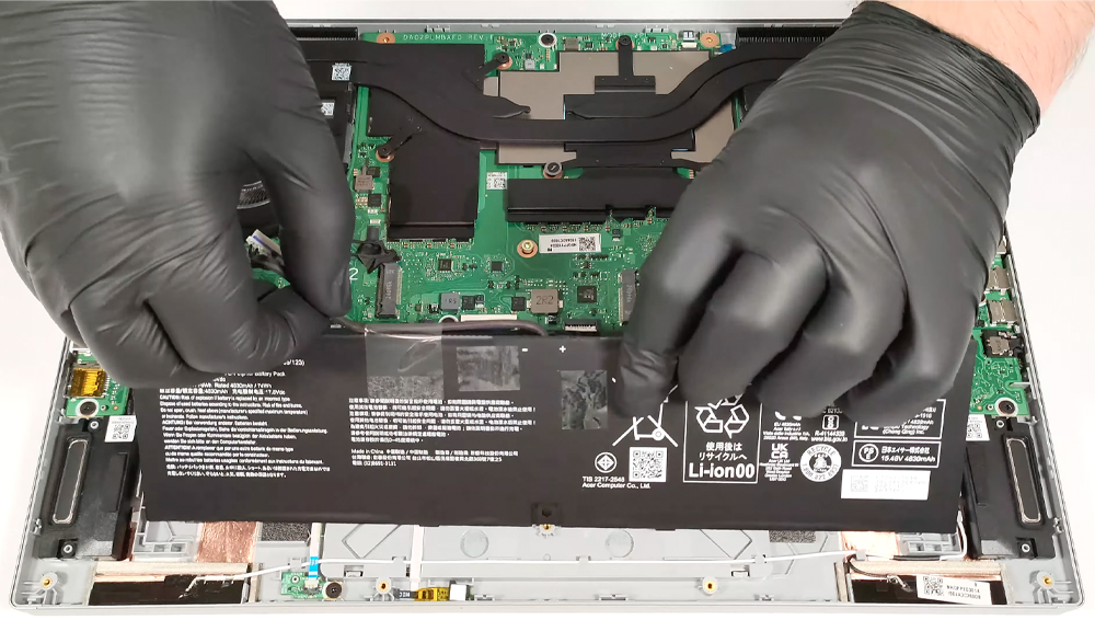 Hướng dẫn thay pin laptop Acer Predator Triton Neo 16 PTN16-51