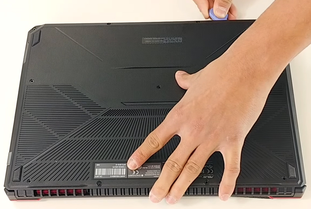 Hướng dẫn thay pin ASUS TUF Gaming FX505