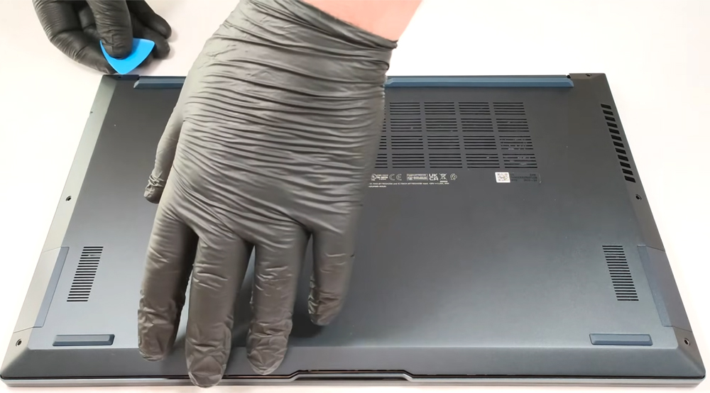 Hướng dẫn thay pin cho ASUS Zenbook 15 OLED UM3504