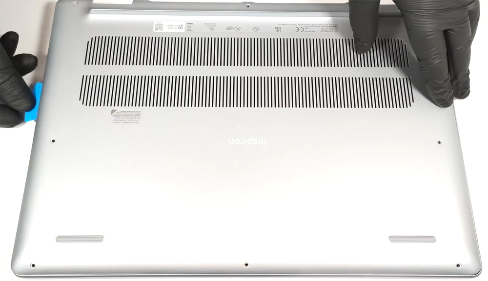 Hướng dẫn thay pin cho Laptop Dell Inspiron 16 Plus 7640 