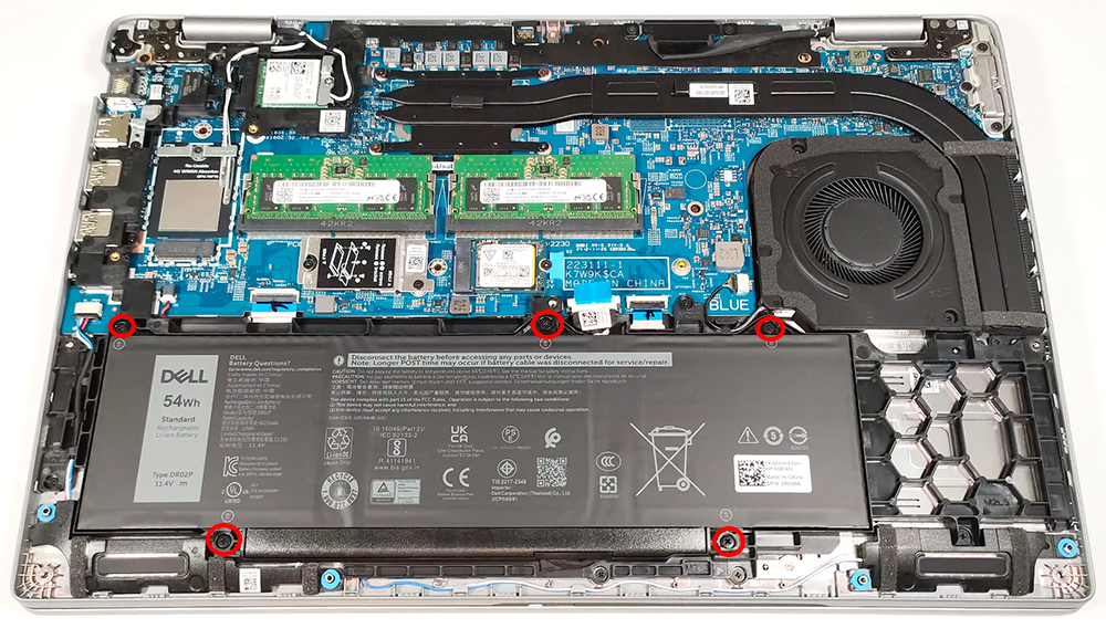 Hướng dẫn thay pin cho Dell Latitude 15 5550