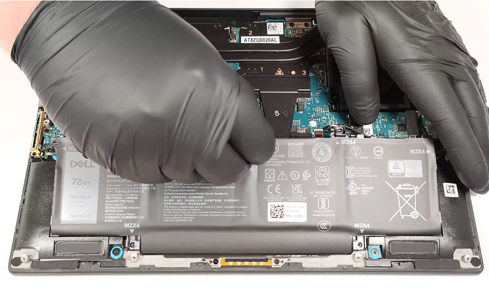 Hướng dẫn thay pin cho Dell Precision 5490