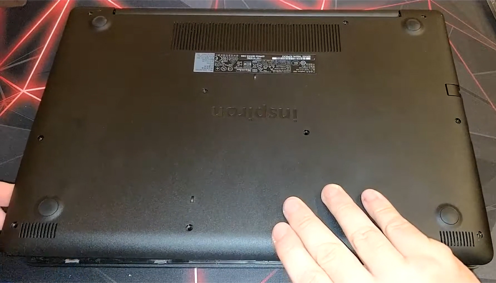 Hướng dẫn thay pin cho Dell Vostro 15 3583