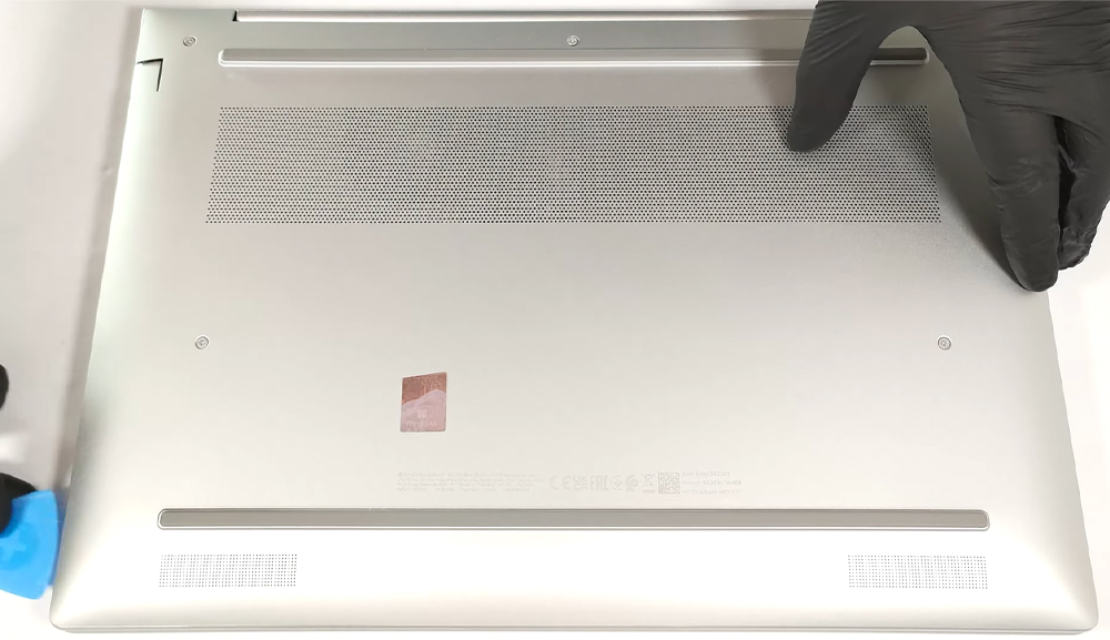 Hướng dẫn thay pin cho HP EliteBook 660 G11