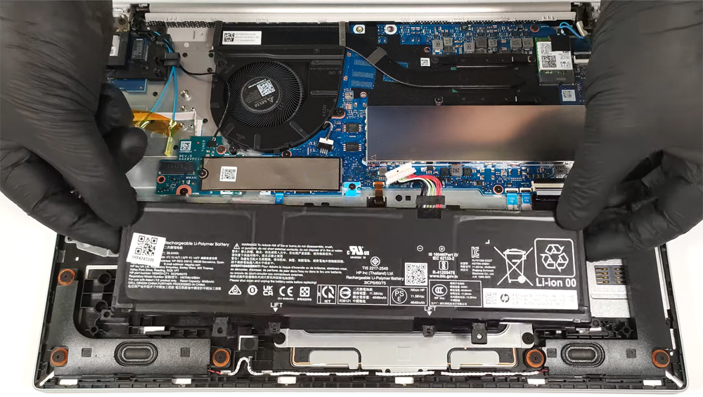 Hướng dẫn thay pin cho HP EliteBook 660 G11
