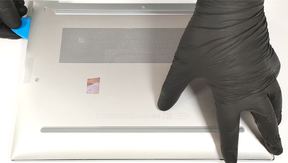 Hướng dẫn thay pin cho HP EliteBook 840 G11