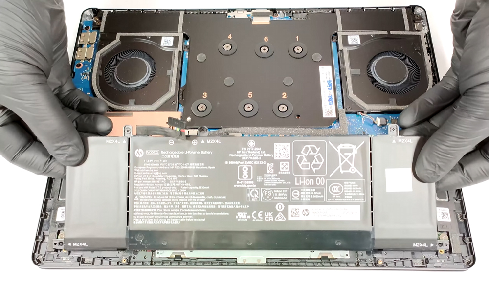 Hướng dẫn thay pin laptop HP OMEN Transcend 14-fb0000