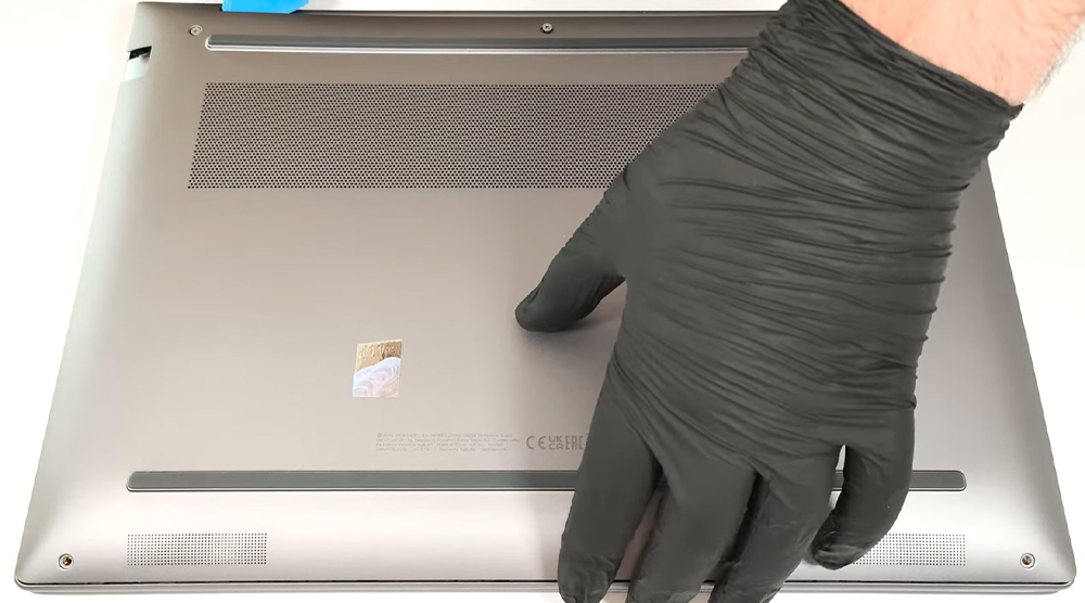 Hướng dẫn thay pin laptop HP ZBook Power 16 G11