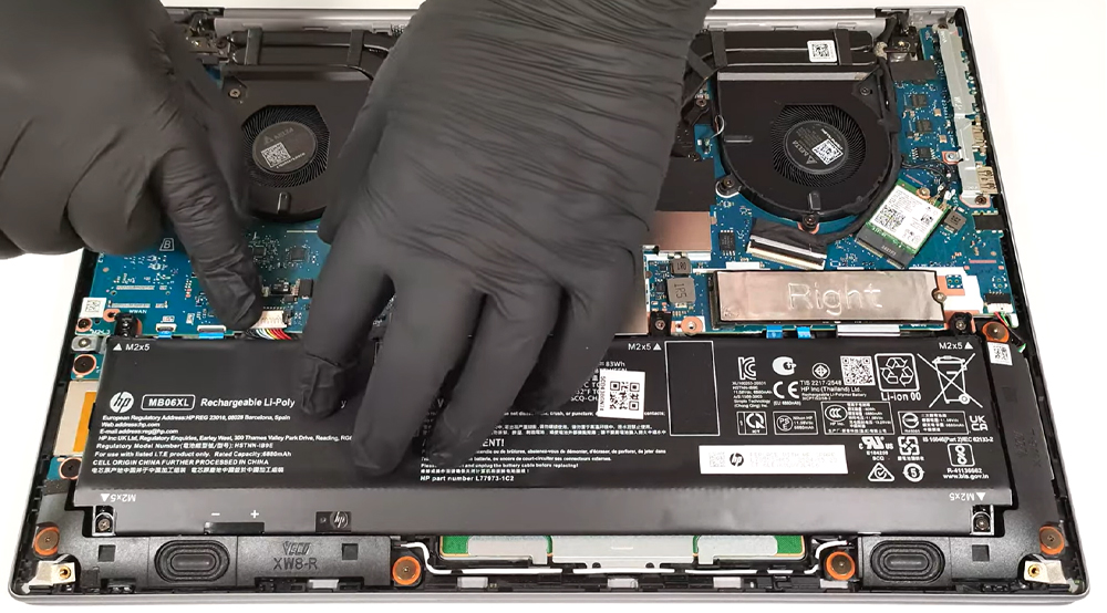 Hướng dẫn thay pin laptop HP ZBook Power 16 G11