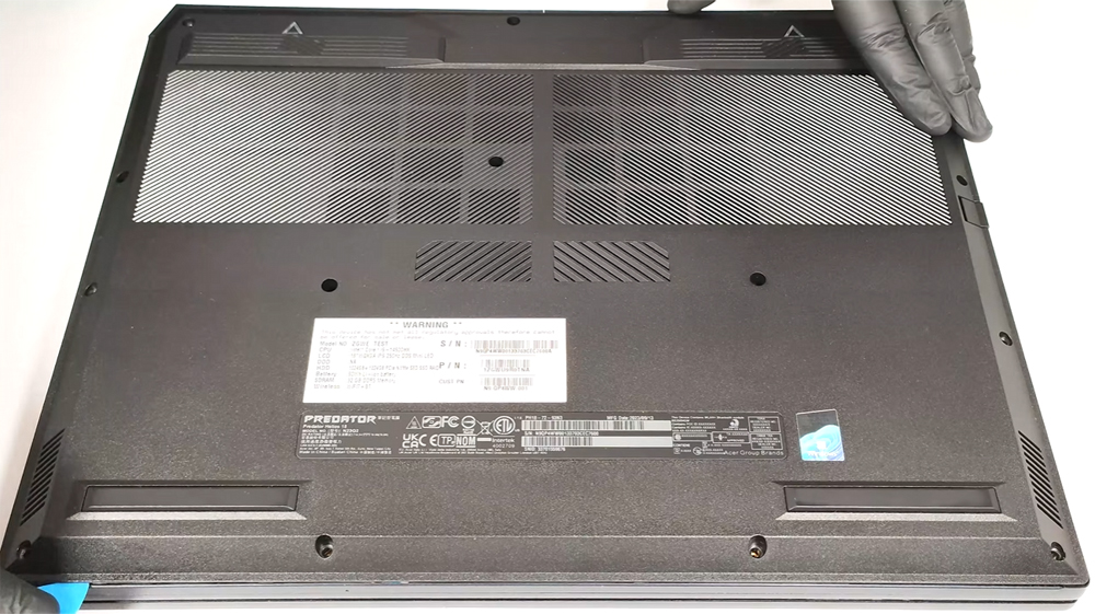 Hướng dẫn thay pin Acer Predator Helios 18 PH18-72