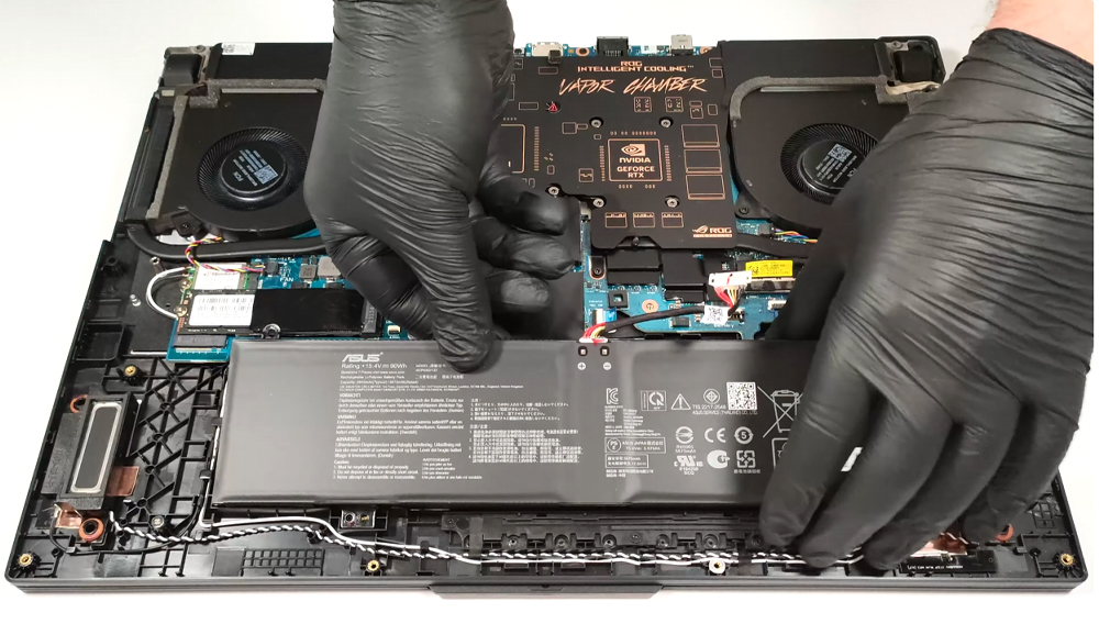 Hướng dẫn thay pin cho laptop ASUS ROG Strix SCAR 17 G733 2023