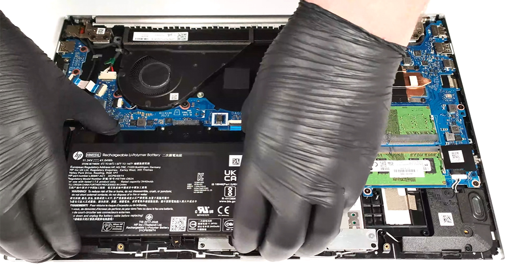 Hướng Dẫn Thay Pin Laptop HP Pavilion 15-eg3000