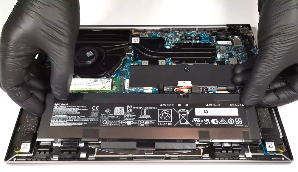 Hướng Dẫn Thay Pin Cho HP ZBook Firefly 14 G10
