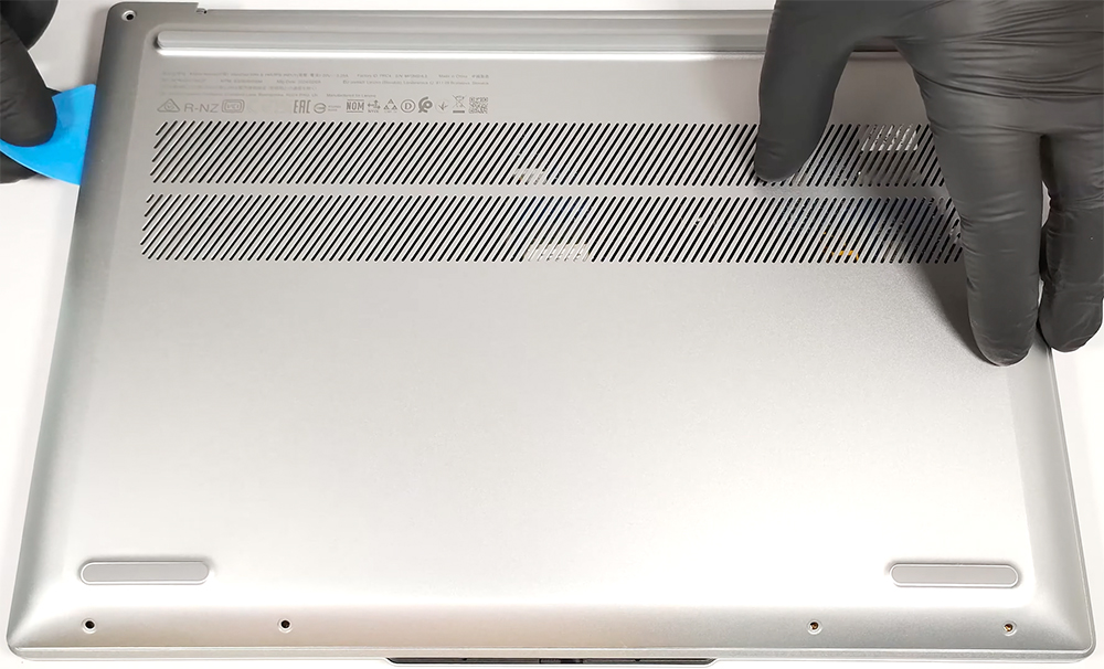 Hướng dẫn thay pin laptop Lenovo IdeaPad Slim 5 Gen 9 14inch AMD