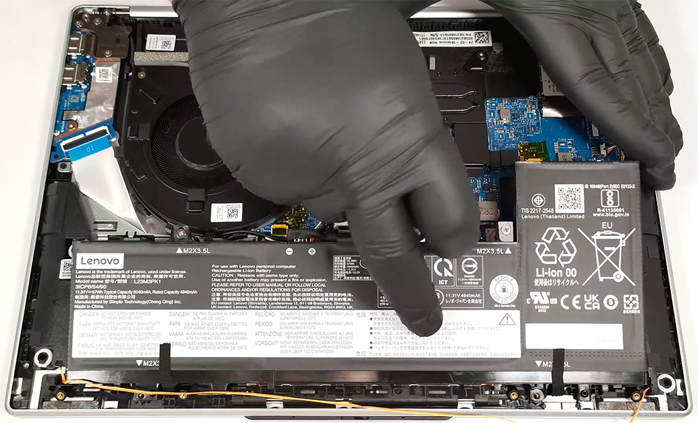 Hướng dẫn thay pin laptop Lenovo IdeaPad Slim 5 Gen 9 14inch AMD