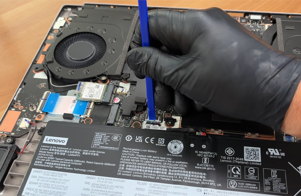 Hướng dẫn thay pin Lenovo Legion 7i 16inch Gen 10