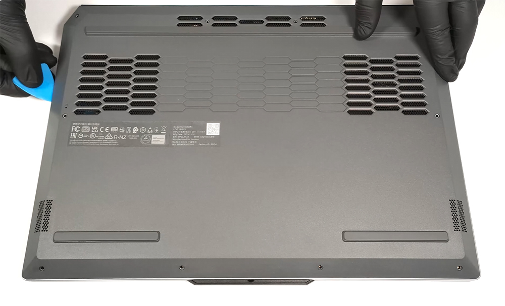 Hướng Dẫn Thay Pin Laptop Lenovo LOQ 15i Gen 9