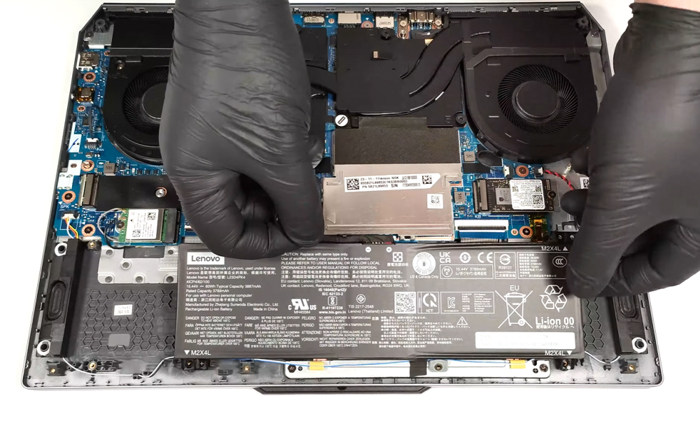 Hướng Dẫn Thay Pin Laptop Lenovo LOQ 15i Gen 9