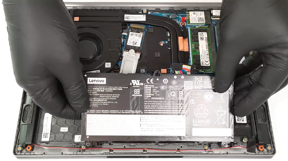 Hướng dẫn thay pin Lenovo ThinkBook 14 G7