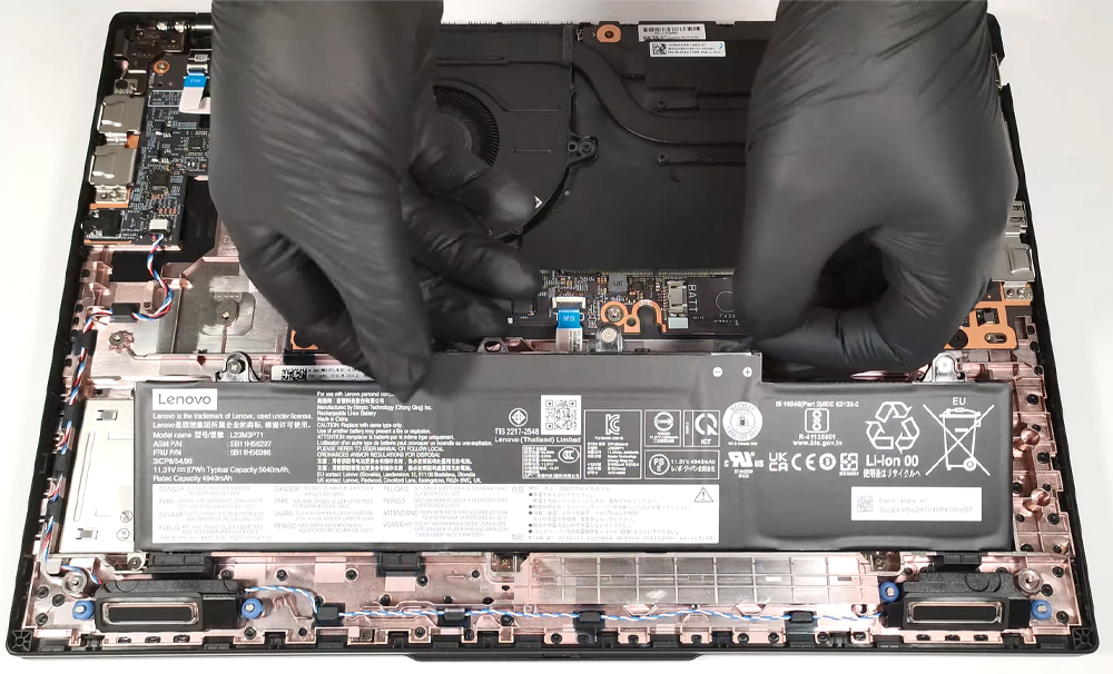 Hướng dẫn thay pin laptop Lenovo ThinkPad L16 Gen 1