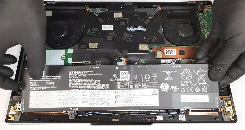 Hướng dẫn thay pin Lenovo ThinkPad Z16 Gen 2