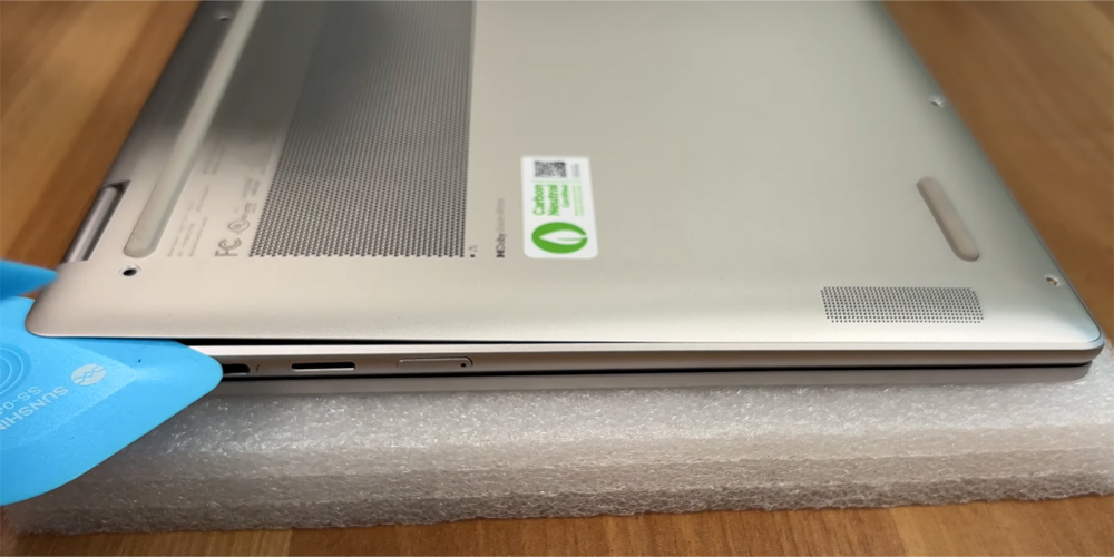 Hướng dẫn thay pin cho Lenovo Yoga 7i 2-in-1 14 inch Gen 10