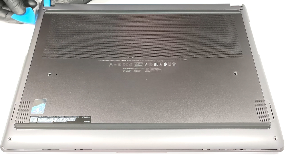 Hướng dẫn thay pin cho MSI Creator Z16 HX Studio A13V