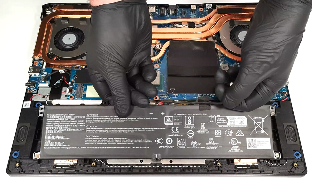 Hướng dẫn thay pin cho laptop MSI Sword 17 HX B14V
