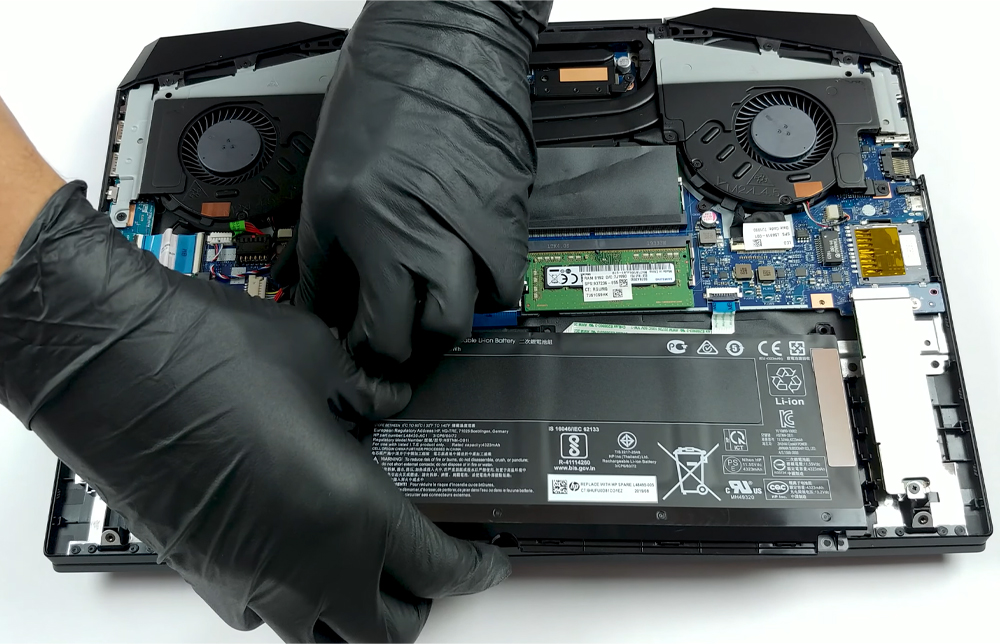 Hướng dẫn thay pin HP Pavilion Gaming 15 2019