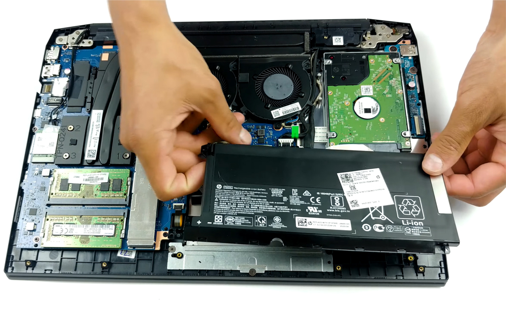 Hướng dẫn thay pin HP Pavilion Gaming 16-a0000