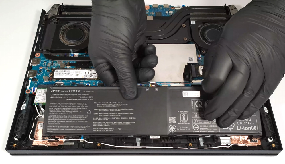 Hướng dẫn thay pin laptop Acer Predator Helios Neo 16 PHN16-72