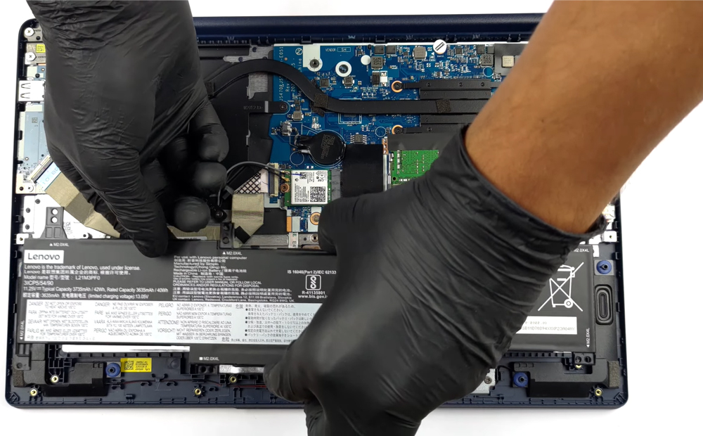 Hướng dẫn thay pin laptop Lenovo IdeaPad 1 15inch 2022