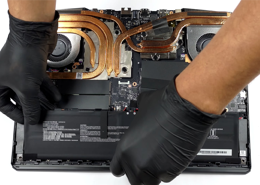 Hướng dẫn thay pin laptop MSI Vector GP66 (12Ux)