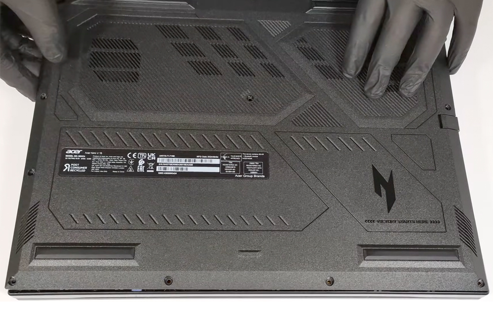 Hướng dẫn vệ sinh Acer Nitro V 16 ANV16-71