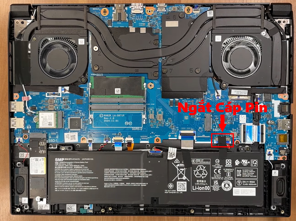 Hướng dẫn vệ sinh Acer Nitro V 16 AI ANV16-42