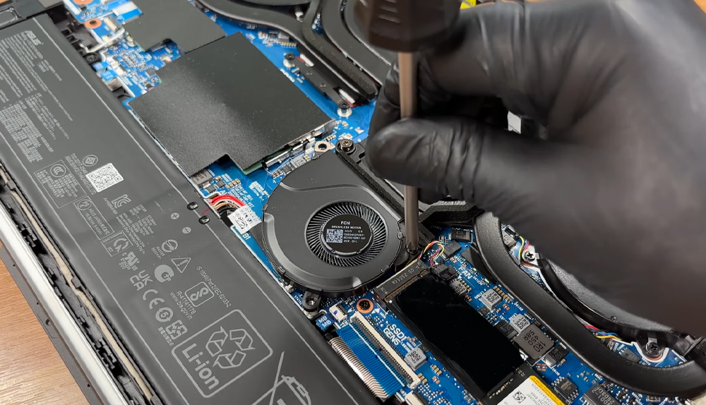 Hướng dẫn thay pin laptop ASUS ROG Strix G16 G614 2025