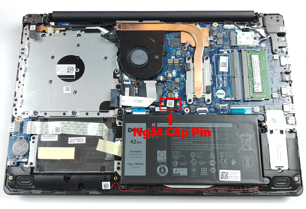 Hướng dẫn vệ sinh laptop Dell Inspiron 15 3593