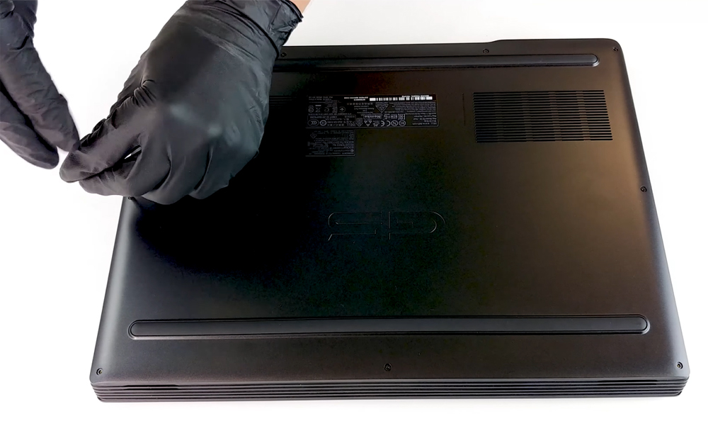 Hướng dẫn vệ sinh laptop Dell Inspiron 15 5590 G5 Gaming