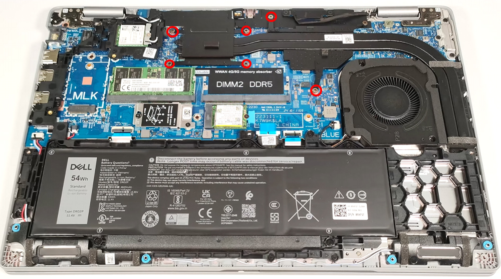 Hướng dẫn vệ sinh laptop Dell Precision 15 3590