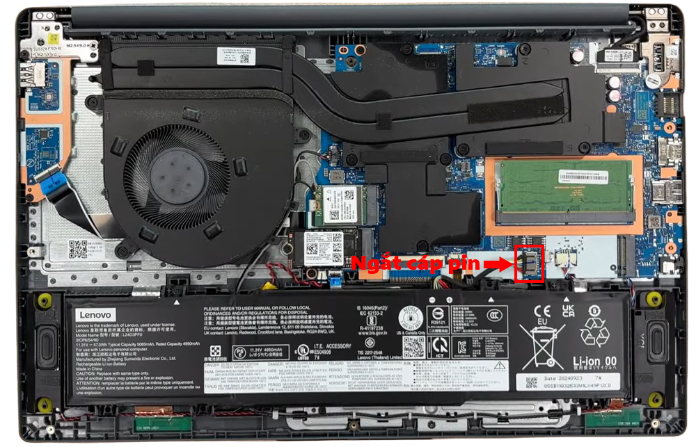 Hướng dẫn vệ sinh Lenovo LOQ 17IRX10 17inch Gen 10