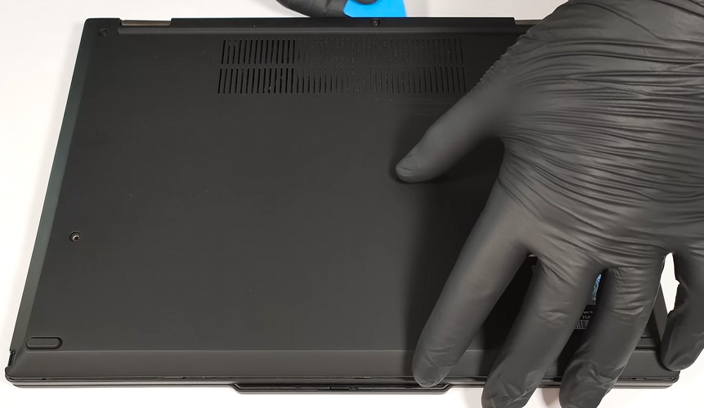 Hướng Dẫn Vệ Sinh Cho Lenovo ThinkPad X13 2in1 Gen 5