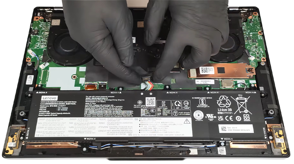 Hướng dẫn vệ sinh laptop Lenovo ThinkPad Z16 Gen 2