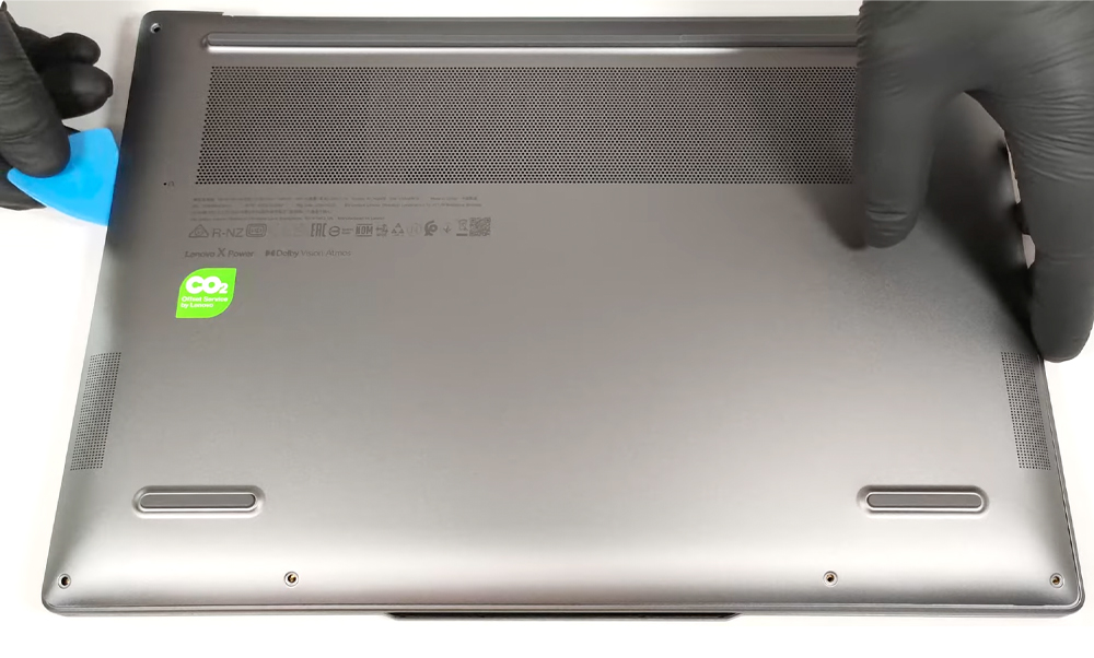 Hướng dẫn thay pin cho laptop Lenovo Yoga Pro 7i 14inch Gen 9
