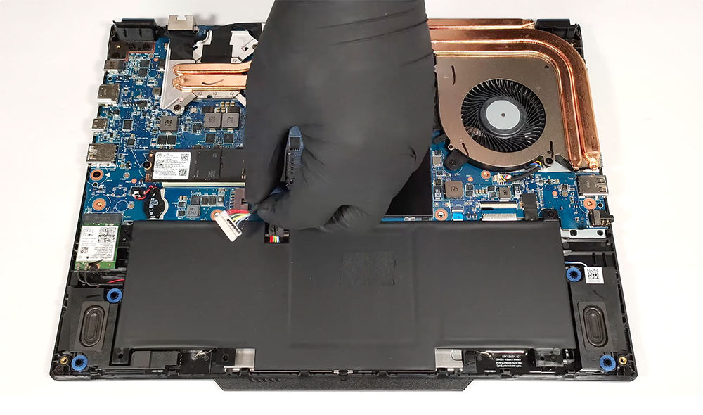 Hướng dẫn vệ sinh MSI CYBORG 14 A13V