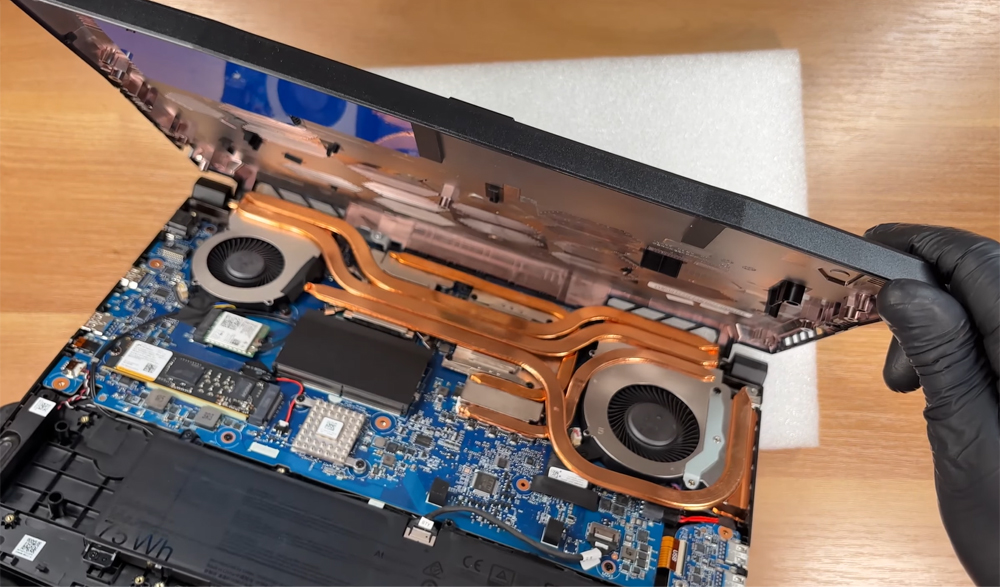 Hướng dẫn vệ sinh laptop MSI Katana 15 HX B14W