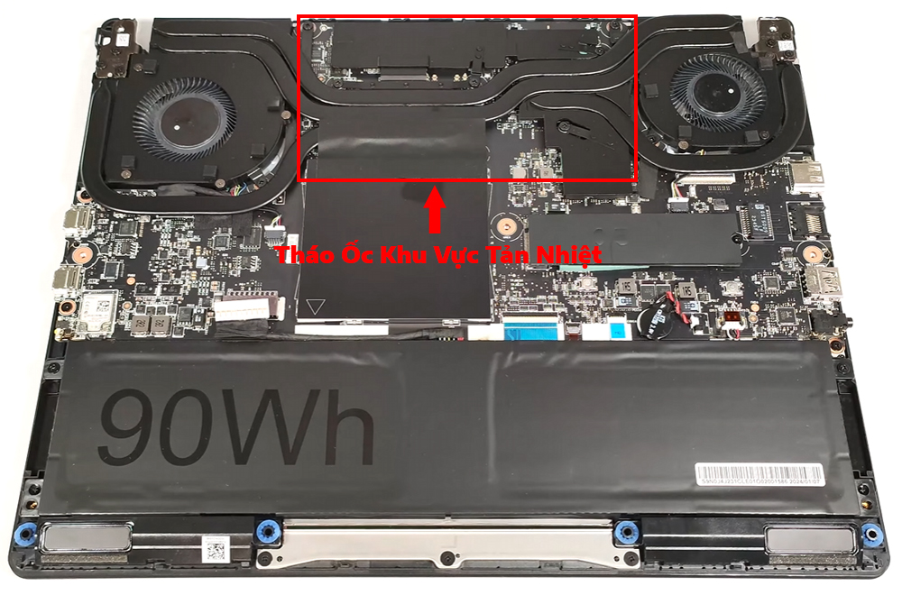 Hướng dẫn vệ sinh laptop MSI Prestige 14 AI Studio C1U