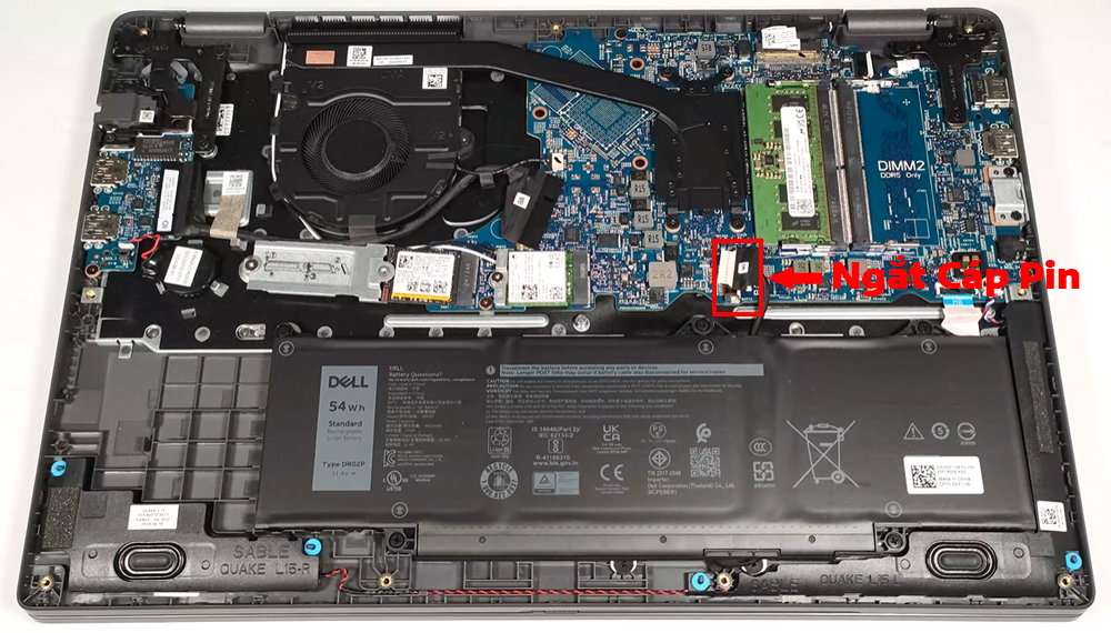 Hướng dẫn vệ sinh laptop Dell Latitude 3550